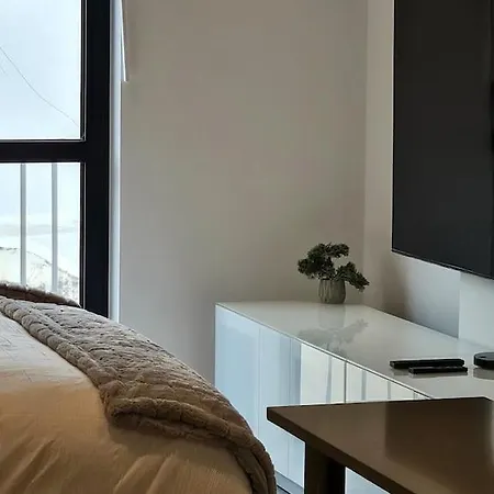 Lovely King Bed Gibraltar